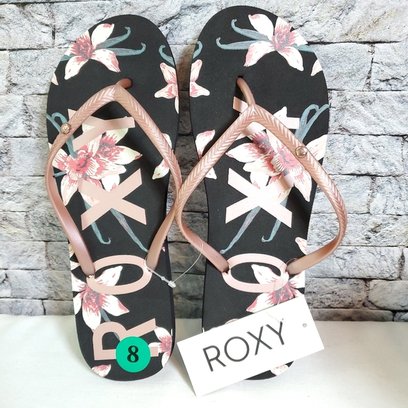 Roxy Guppy Flip flops NWT - Picture 2 of 5